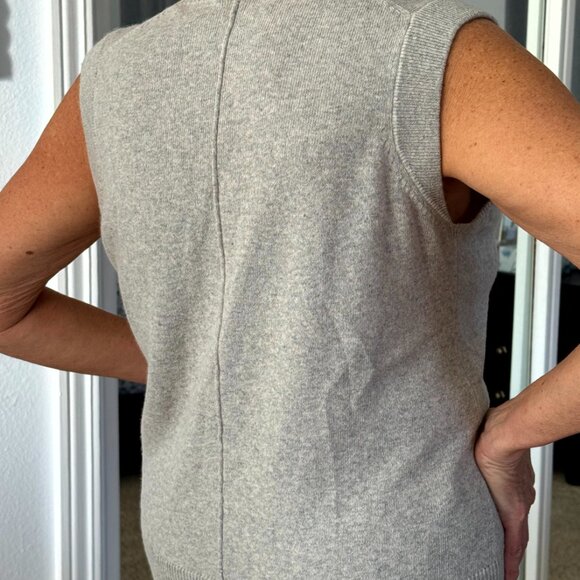Brochu Walker Grey Sweater Vest Size Medium - Picture 4 of 8